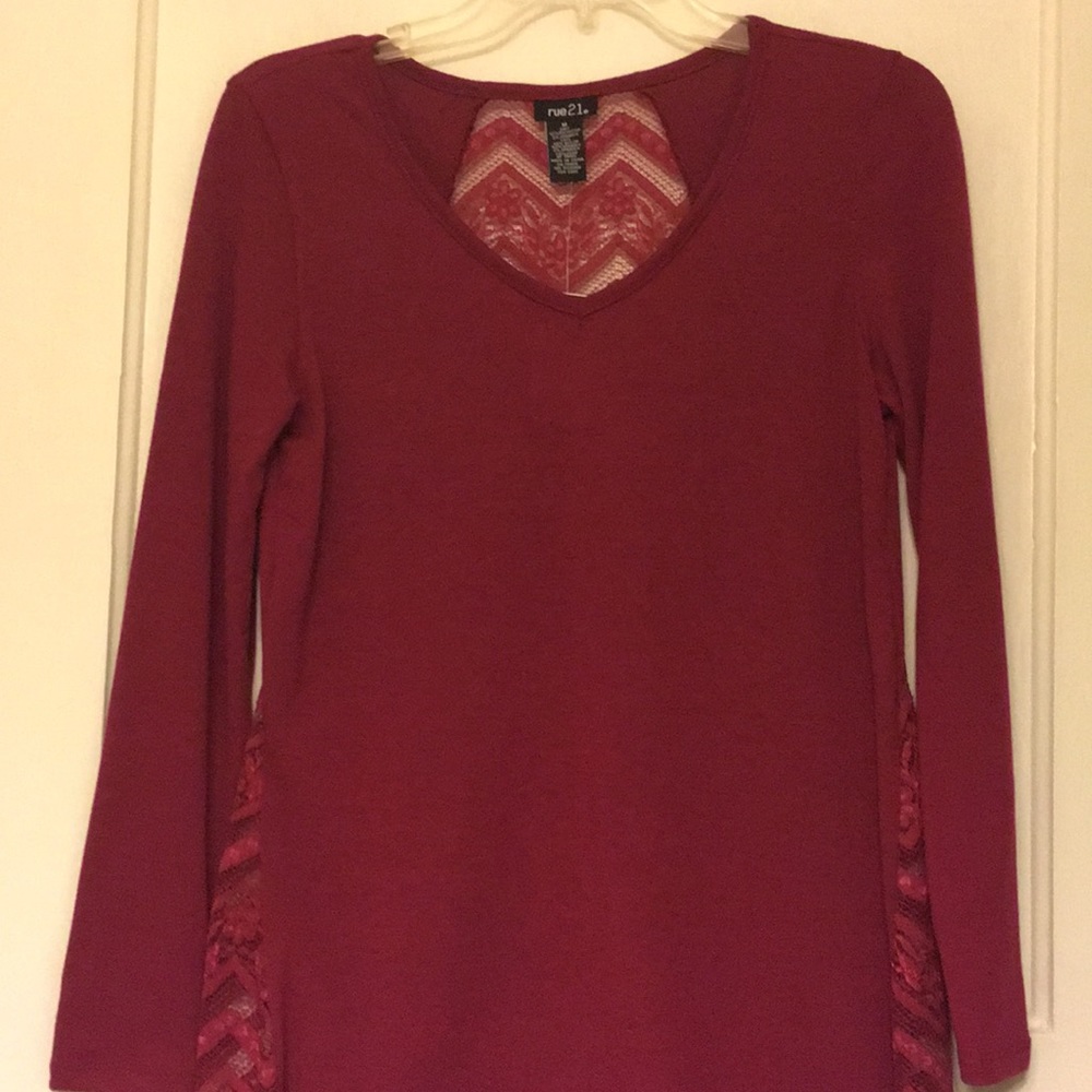 Rue 21 Women’s Lace Back, Red Long-sleeve Tee, 3/4 shirt (size M)